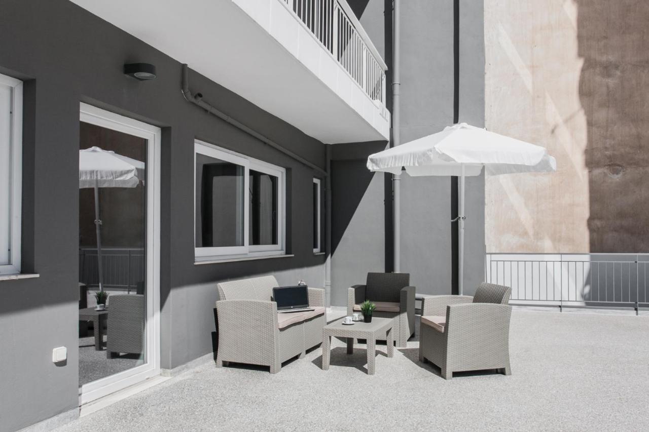 Wyz Attiki Aparthotel Aten Exteriör bild